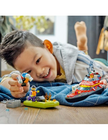 LEGO® City Łódź strażacka 60373