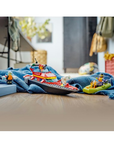 LEGO® City Łódź strażacka 60373