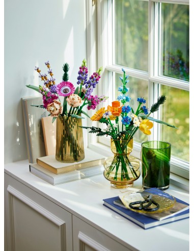 LEGO® Icons Bukiet z polnych kwiatów...