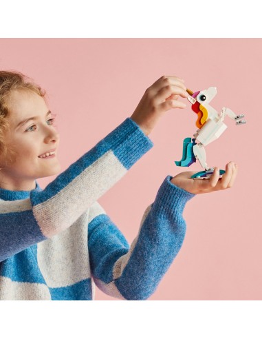 LEGO® Creator Magiczny jednorożec 31140