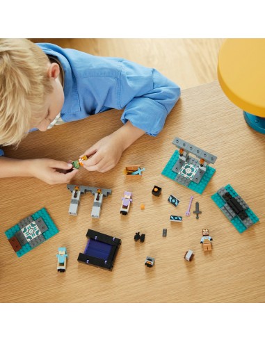 LEGO® Minecraft Zbrojownia 21252