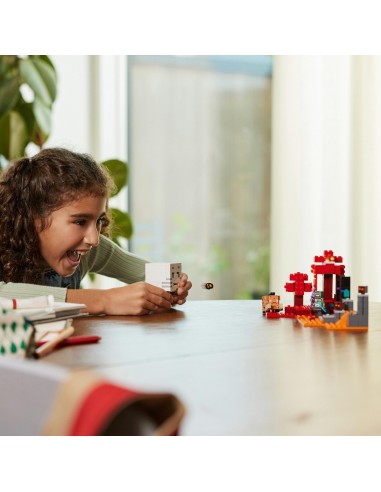 LEGO® Minecraft Zasadzka w portalu do...