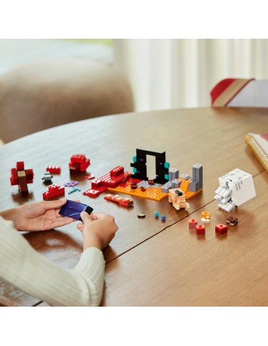 LEGO® Minecraft Zasadzka w portalu do...