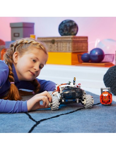 LEGO® Technic Kosmiczna ładowarka...