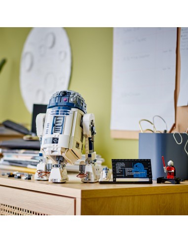 LEGO® Star Wars R2-D2 75379