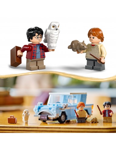 LEGO® Harry Potter Latający Ford...