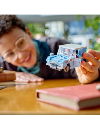 LEGO® Harry Potter Latający Ford...