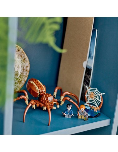 LEGO® Harry Potter Aragog w Zakazanym...
