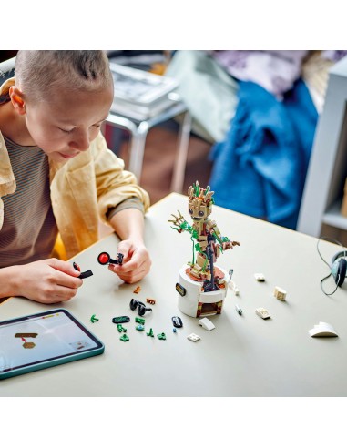 LEGO® Marvel Tańczący Groot 76297
