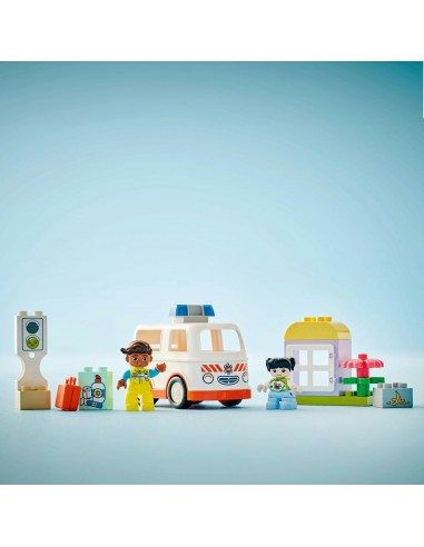 LEGO Duplo Karetka z kierowcą 10447