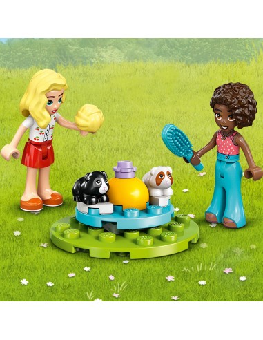 LEGO® Friends Plac zabaw dla świnek...