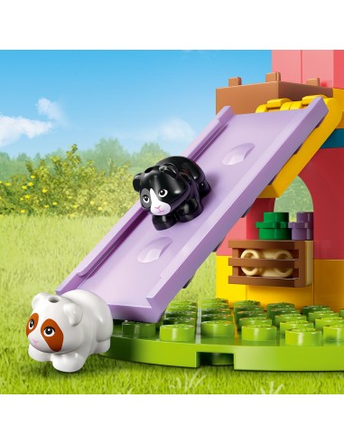 LEGO® Friends Plac zabaw dla świnek...