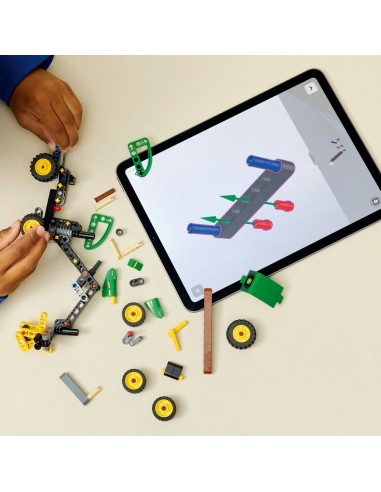 LEGO® Technic Harwester kołowy John...