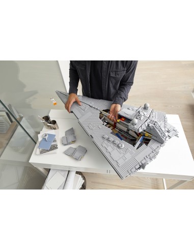 LEGO® Star Wars™ Gwiezdny Niszczyciel...