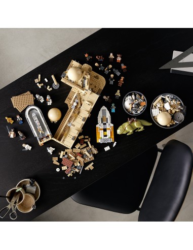 LEGO® Star Wars™ Kantyna Mos Eisley™...