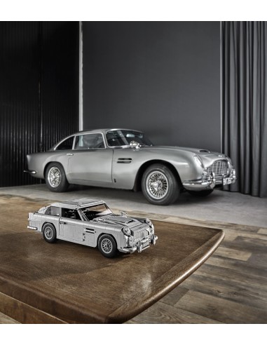 LEGO Creator Expert Aston Martin DB5...
